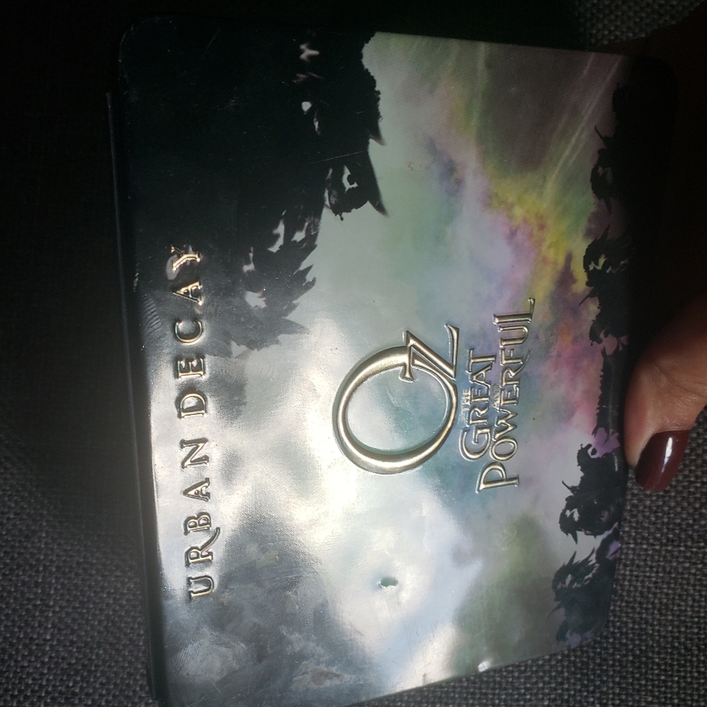 Urban Decay Wizard of Oz Theodora Empty Palette